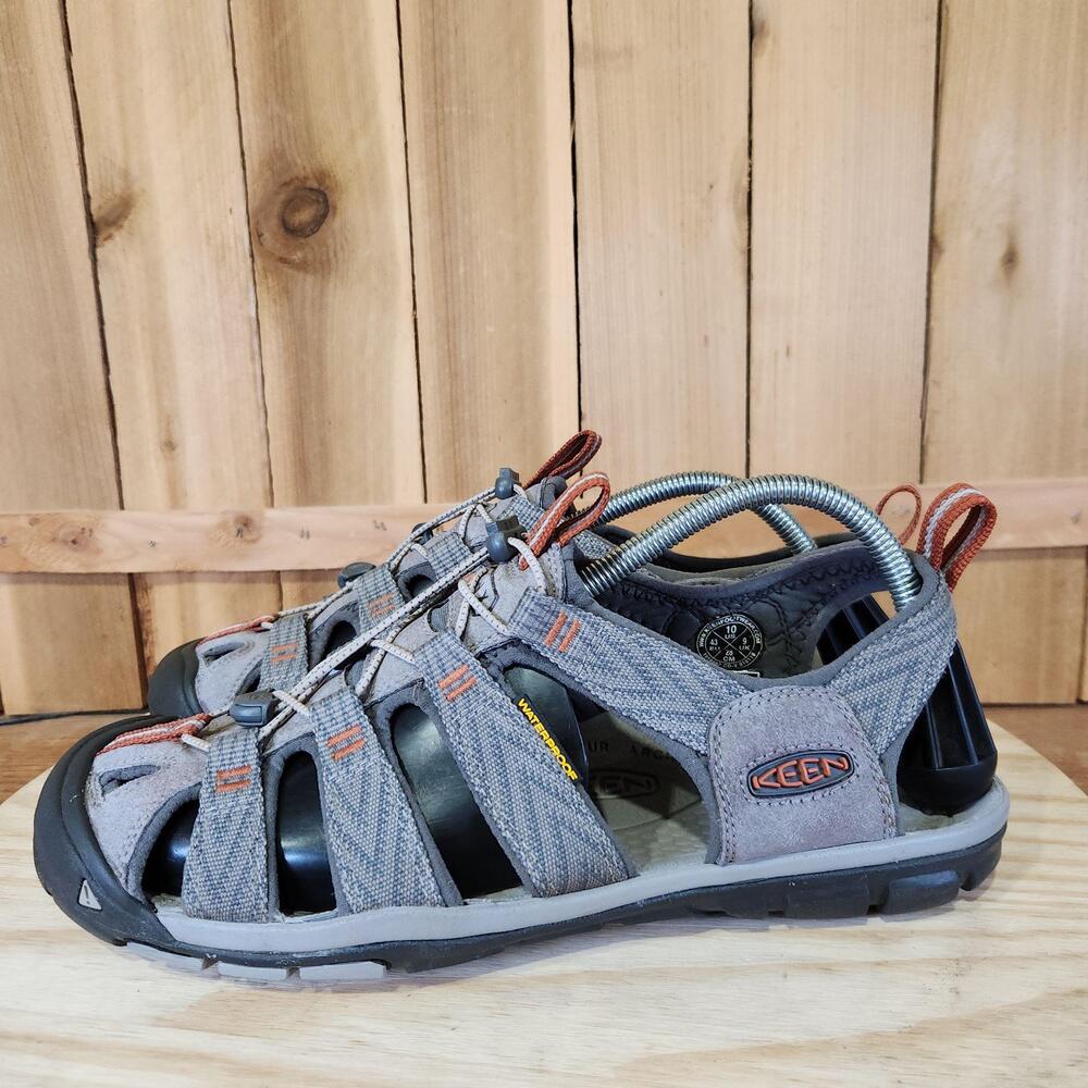Keen Clearwater CNX Sandals Mens 10.5 Gray Waterproof Hiking Trail Water Shoes